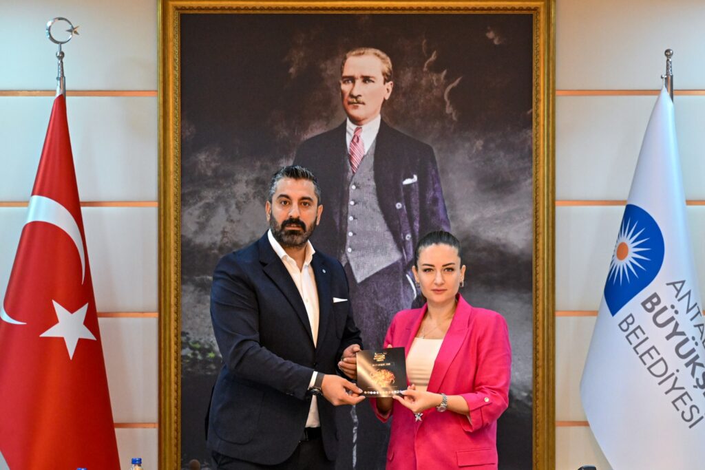 Baskan Vekili Ozdemir STK ve muhtarlar ziyaret 8 - Mega TV