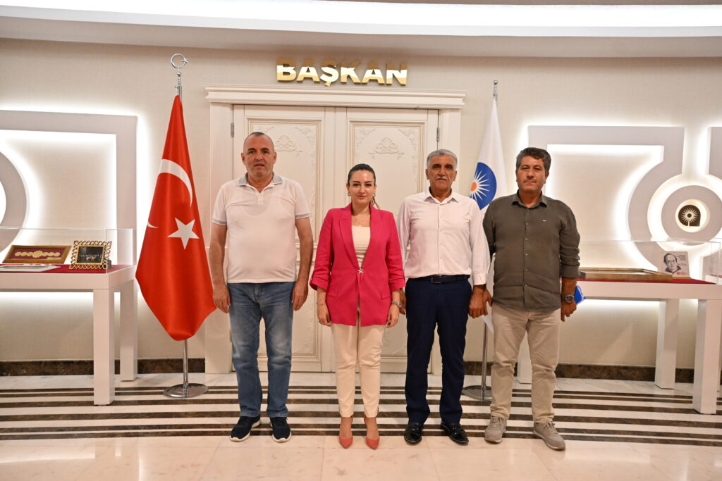 Baskan Vekili Ozdemir STK ve muhtarlar ziyaret 9 - Mega TV