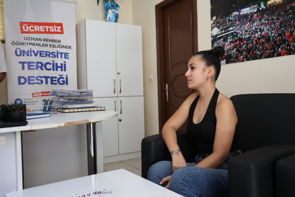 Buyuksehir Belediyesinden Ucretsiz Tercih Danismanligi 5 - Mega TV