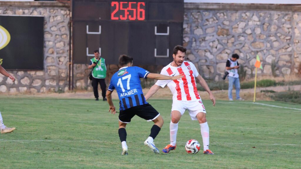 Kepezspor Futbol A.S. sahasinda galibiyet pesinde 3 - Mega TV
