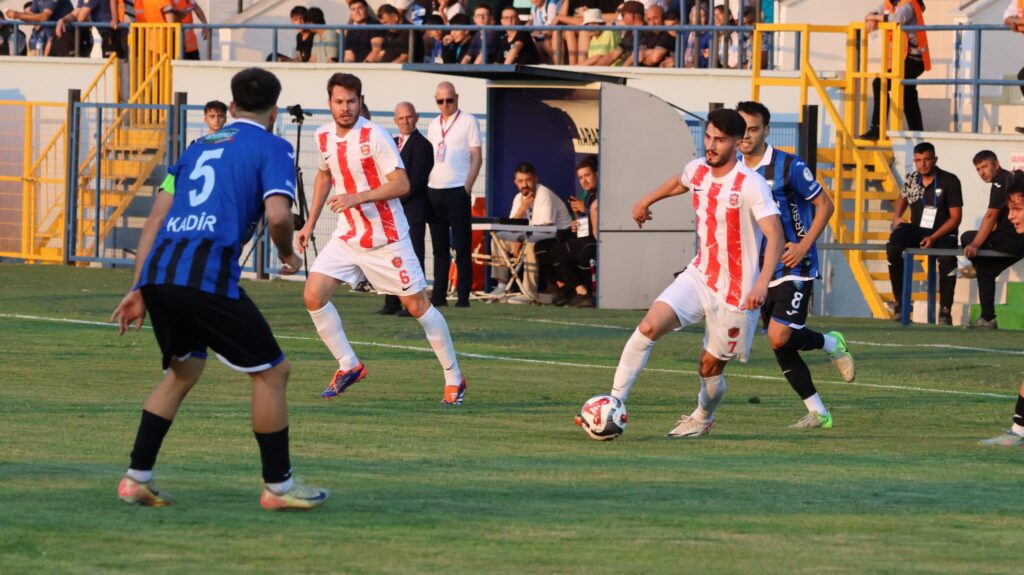 Kepezspor Futbol A.S. sahasinda galibiyet pesinde 4 - Mega TV