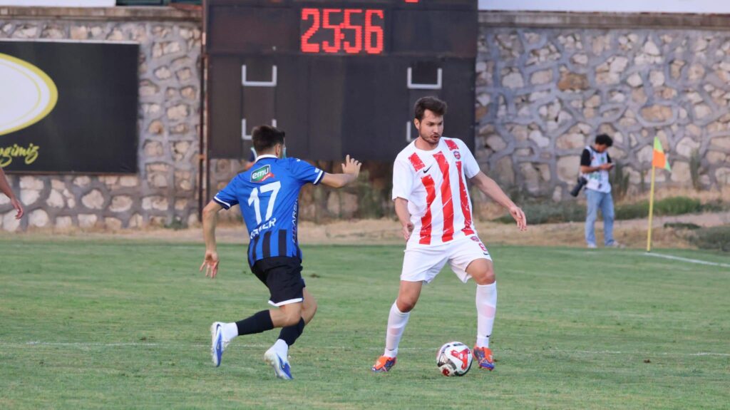 Kepezspor Taraftarıyla 3 Puan İçin Sahada - Mega TV Kepezspor Futbol A.S. sahasinda galibiyet pesinde 6 - Mega TV