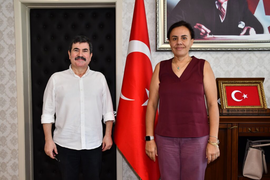 SAĞLIK TURİZMİNDE YOL HARİTASI: DR. TEVFİK YAZAN’DAN BAŞHEKİM KARAKUŞ YILMAZ’A ZİYARET - Mega TV WhatsApp Image 2025 08 06 at 14.08.07 - Mega TV
