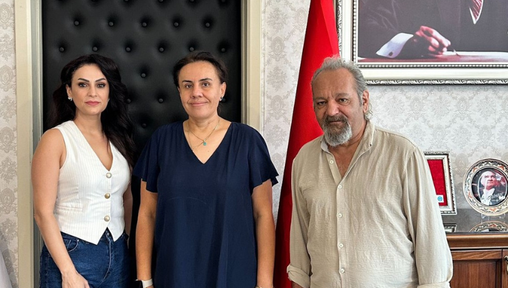 Mega TV yönetimi Başhekim Yılmaz’ı makamında ziyaret etti.