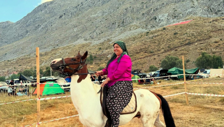 Başkan Anılgan’dan Gökbel Festivali’nde at üzerinden güçlü mesaj