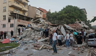 Balıkesir Sındırgı’da 6.1 Büyüklüğünde Deprem