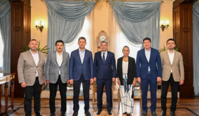 Menderes Türel ve AK Parti Heyetinden Valilik Ziyareti