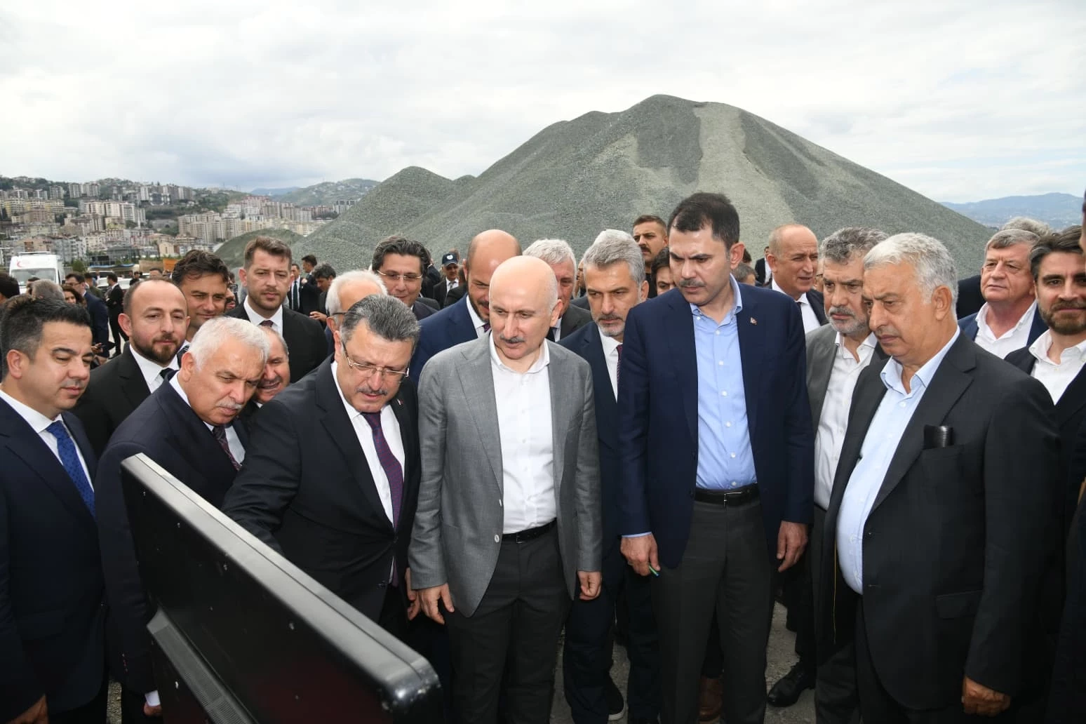 Bakan Murat Kurum’dan Trabzon’a tam destek - Mega TV 115391525430896.webp.webp