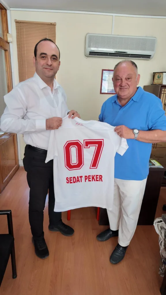Sedat Peker’den Kepezspor’a Destek - Mega TV Sedat Pekerden Kepezspor Futbol A.S.ye destek 2 - Mega TV