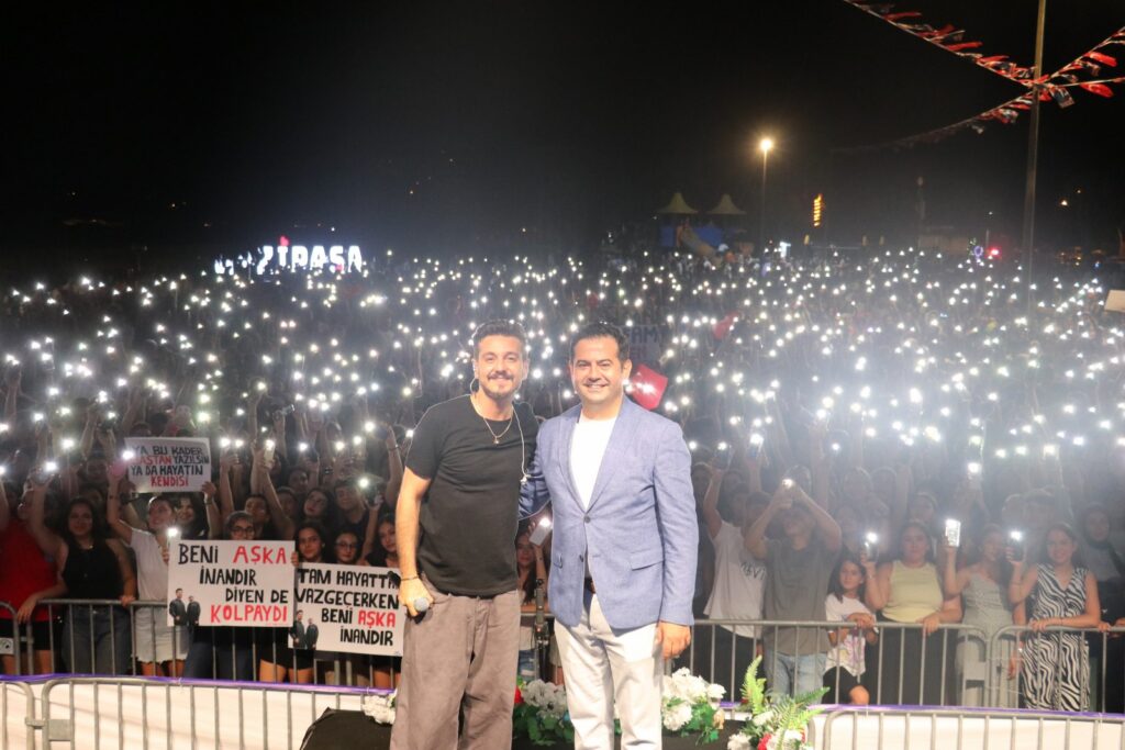 Gazipaşa’da 30 Ağustos Coşkusu: Fener Alayı ve Kolpa Konseri - Mega TV WhatsApp Image 2025 08 31 at 12.08.46 1 - Mega TV