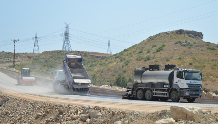 Manavgat’ta Grup Yolları Asfaltla Güçleniyor