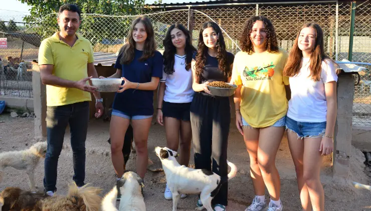 Genç Sporculardan Anlamlı Hareket: Ödüllerini Sokak Hayvanlarına Bağışladılar