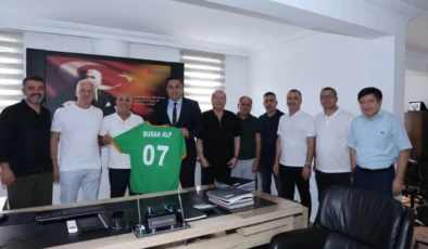 Alanyaspor Yönetiminden Alanya Vergi Dairesi Müdürü Burak Alp’e Nezaket Ziyareti