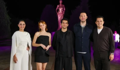 Altın Portakal’da Perde “Gelin Takımı 2” ile Açıldı