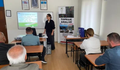 Antalya Büyükşehir Belediyesi’nden Çiftçiye Uygulamalı Tarım Eğitimi