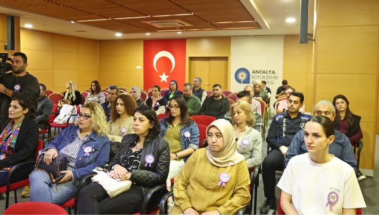 Antalya Büyükşehir’den Kadına Yönelik Şiddete Karşı Eğitim ve Sergi Etkinliği - Mega TV megatv.com .tr 740420 14 5 - Mega TV