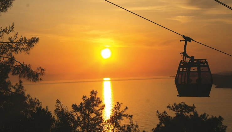 ALKÜ Öğrencilerine Alanya Teleferik’te Özel İndirim Müjdesi - Mega TV megatv.com .tr 740420 16 4 - Mega TV