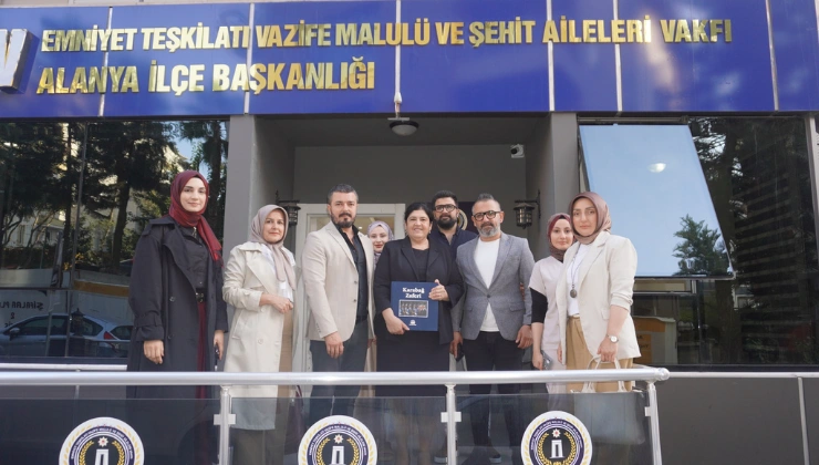 AK Parti Kadın Kolları’ndan EMŞAV Alanya’ya Ziyaret - Mega TV megatv.com .tr 740420 5 1 1 - Mega TV
