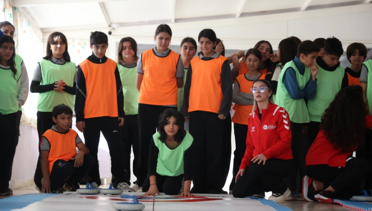 Kız Çocukları Floor Curling ile Antalya’da Yeni Bir Spora Adım Atıyor - Mega TV Alanya Mega Tv 62 1 - Mega TV
