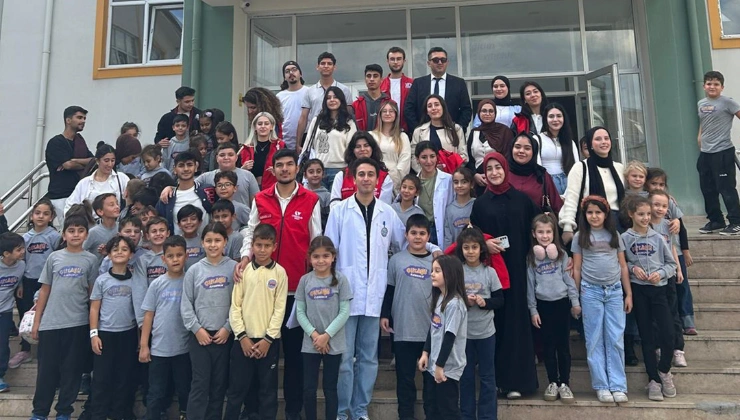 ALKÜ Öğrencilerinden Miniklere Sağlık Taraması - Mega TV Alanya Mega Tv 7 - Mega TV