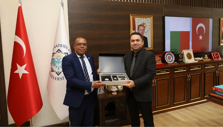 Madagaskar Heyeti ALKÜ’de: İki Üniversite Arasında Yeni İş Birliği Adımları - Mega TV Alanya Mega Tv 95 - Mega TV
