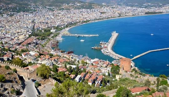 Alanya’da Ucuza Tatil Yapmanın Yolları
