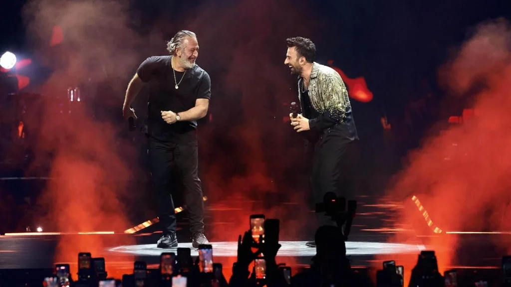 Tarkan’ın İstanbul Konser Geliri Rekor mu Kırıyor? Rakamlar Dikkat Çekti - Mega TV tarkan 1 2 - Mega TV