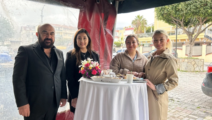 Alanya'da Dr. Tahsin Biner'in Yeni Güzellik Merkezi Kapılarını Açtı - Mega TV Alanya Mega Tv 81 1 - Mega TV