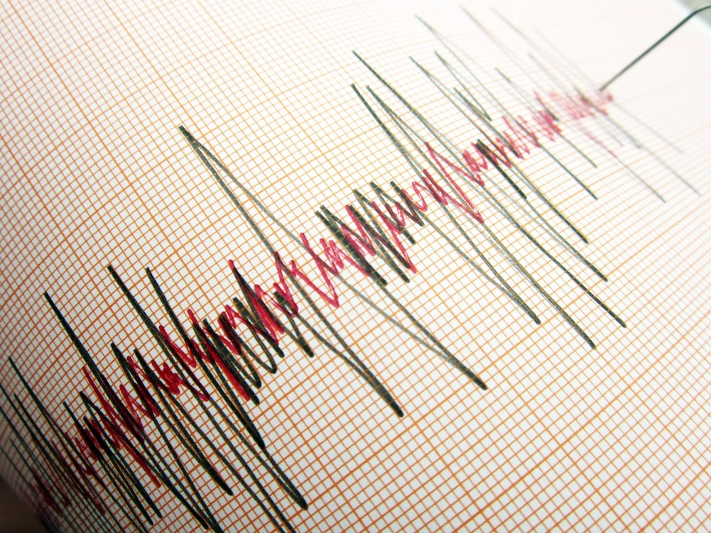 Mühendisleri Odası Alanya Temsilcisi Yılmaz: ''3 Yılda Risk Azalmadı'' - Mega TV deprem 1 - Mega TV