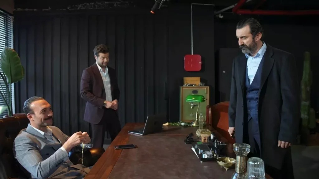 Eşref Rüya 34. Bölüm Full İzle | Büyük İhanet Ortaya Çıktı! Eşref Gerçeği Öğrendi | Eşref Rüya Nereden İzlenir? - Mega TV esref ruya 34. bolum 6 - Mega TV