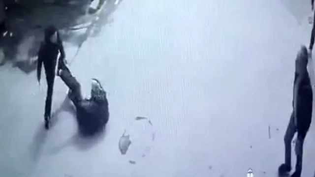 Kaza Sonrası Bıçaklı Saldırı