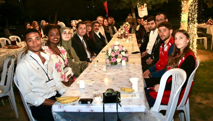 ALKÜ’de Uluslararası Öğrencilerle Anlamlı İftar Buluşması - Mega TV Alanya haber 12 1 - Mega TV