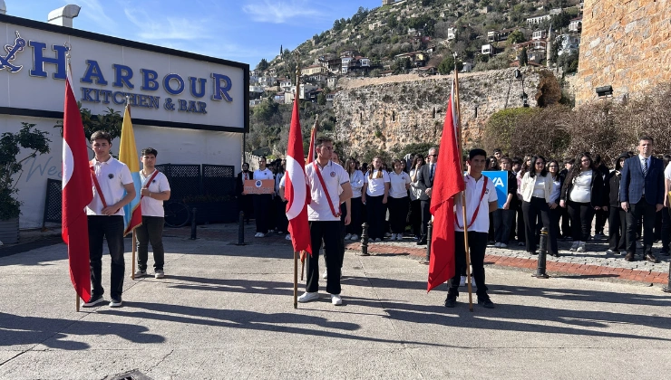 Alanya'da Çifte Kutlama: İstiklal Marşı 105, Kızılkule 800 Yaşında - Mega TV Alanya haber 17 1 - Mega TV
