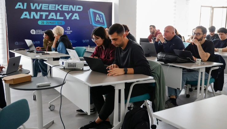 Antalya’da Yapay Zekâ Eğitimi: Gençler “AI Weekend 2026” ile Üretime Geçti - Mega TV Alanya haber 2026 03 30T125408.526 - Mega TV