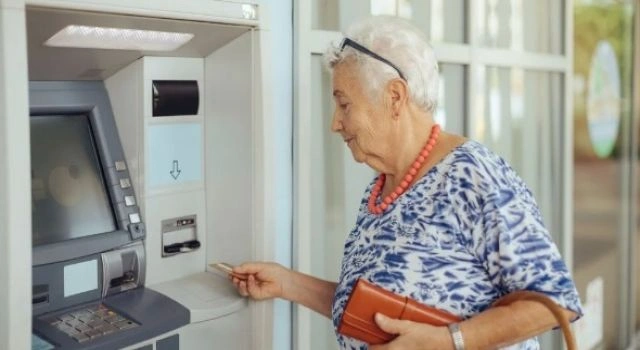 Alanya’da Emekliler Dikkat! 2026 Bayram İkramiyesi Ödeme Takvimi Belli Oldu - Mega TV emekli 1 1 - Mega TV