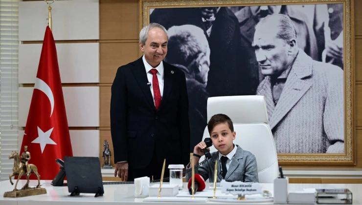 Kepez’de 23 Nisan’da Anlamlı Devir: Başkanlık Koltuğu 10 Yaşındaki Ömer’e Emanet - Mega TV Alanya haber 65 3 - Mega TV