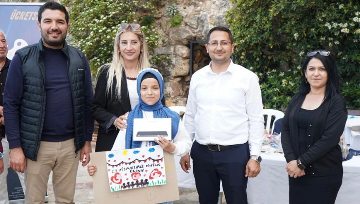 AK Gençlik’ten 23 Nisan’a Renkli Dokunuş: Minik Ressamlar Ödüllerini Aldı - Mega TV Alanya haber 84 3 - Mega TV