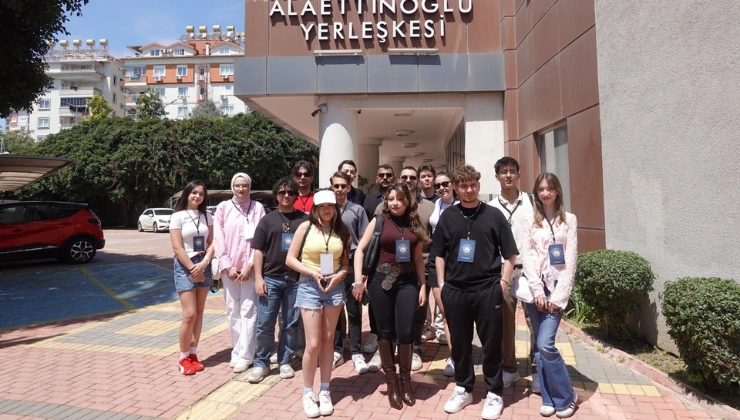 Üniversitelerden “Mavi İttifak”: Alanya Sahillerinde 157 Kilo Atık Toplandı - Mega TV Alanya haber 99 1 - Mega TV