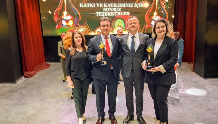 Alanya'ya Büyük Gurur: İlçe Milli Eğitim Müdürü Yusuf Yılmaz'a Yılın Eğitim Yöneticisi Ödülü! - Mega TV Alanya haber 2026 05 16T122407.881 - Mega TV