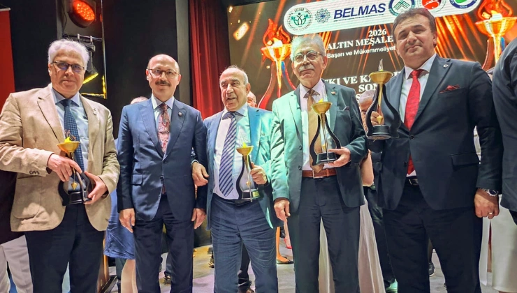 Alanya'ya Büyük Gurur: İlçe Milli Eğitim Müdürü Yusuf Yılmaz'a Yılın Eğitim Yöneticisi Ödülü! - Mega TV Alanya haber 2026 05 16T122429.540 - Mega TV