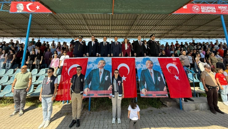 Gazipaşa’da 19 Mayıs Coşkusu: İlçe Stadında Çelenk Sunma ve Kutlama Töreni Gerçekleştirildi - Mega TV Alanya haber 2026 05 19T123806.296 - Mega TV