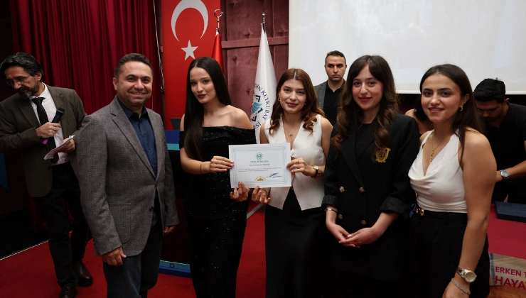 ALKÜ’de Geleceğin Girişimcileri Sahneye Çıktı: Büyük Finalde Ödüller Sahiplerini Buldu - Mega TV Alanya haber 2026 05 21T163019.265 - Mega TV