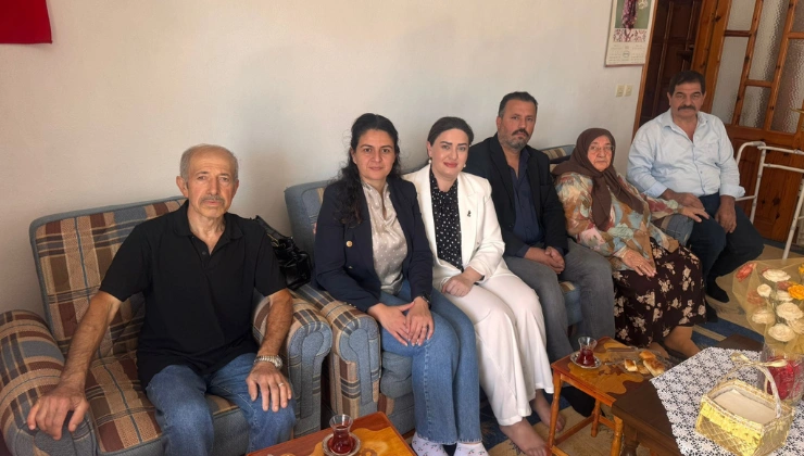 “Zafer Partisi Alanya’dan Anneler Günü’nde Şehit Ailelerine Anlamlı Ziyaret” - Mega TV Alanya haber 33 - Mega TV