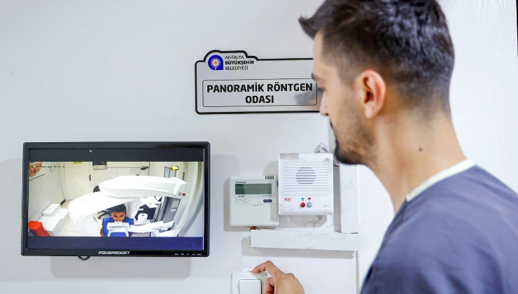 Ağız ve Diş Sağlığında Ücretsiz Hizmet Vatandaşın Yüzünü Güldürüyor - Mega TV Alanya haber 2026 06 09T151248.488 - Mega TV
