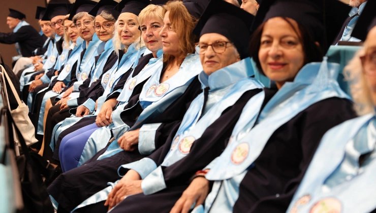 ALKÜ 60+ Tazelenme Üniversitesi’nde Yeni Dönem Heyecanı - Mega TV Alanya haber 2026 06 11T110932.895 - Mega TV