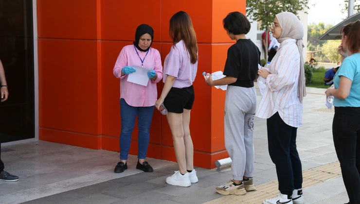 YKS Heyecanı Başlıyor: Alanya ve Gazipaşa Hazır - Mega TV Alanya haber 2026 06 17T153138.984 - Mega TV