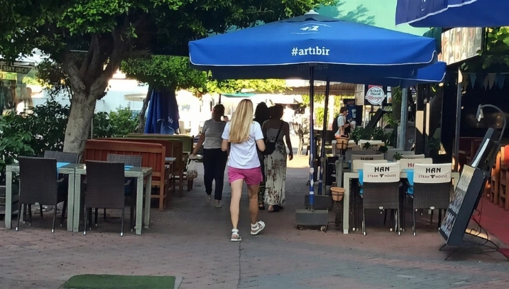 Bu Kaldırımlar Kimin? Alanya’da Bitmeyen İşgal Tartışması - Mega TV Alanya haber 2026 06 18T112308.705 - Mega TV