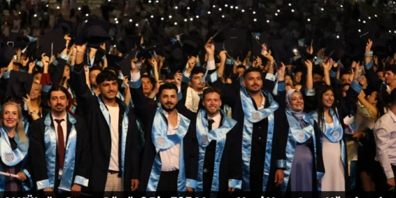 ALKÜ’nün Gurur Günü: 2 Bin 705 Mezun Yeni Hayatına Uğurlandı