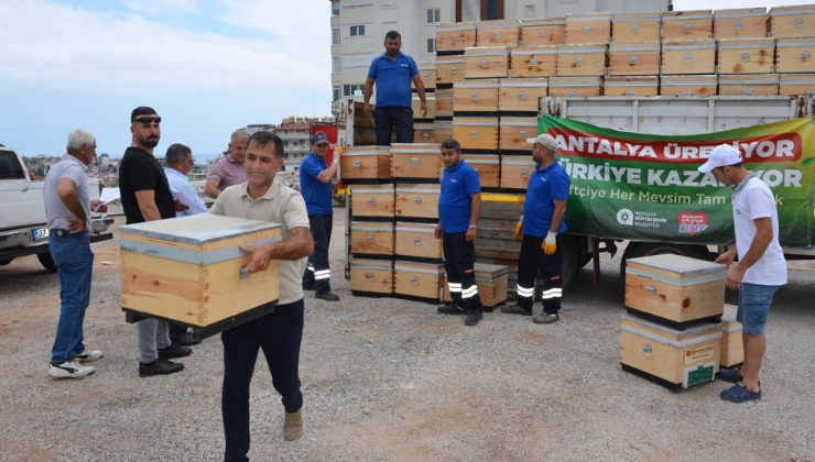 Büyükşehir Arıcılığa Can Suyu Oldu - Mega TV Alanya haber 2026 06 22T124912.189 - Mega TV