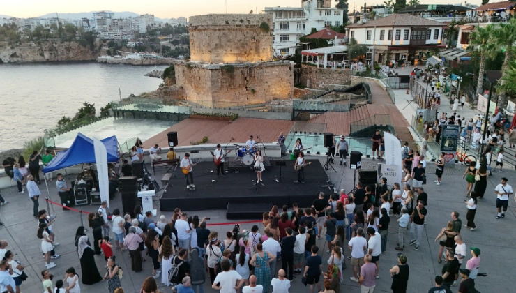 Tarihi Hıdırlık Kulesi'nde İki Gün Süren Müzik Şöleni - Mega TV Alanya haber 5 - Mega TV